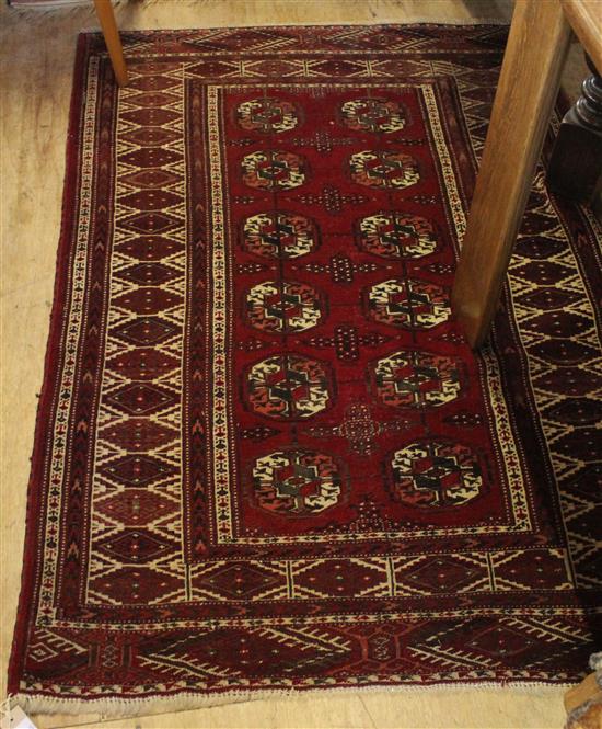 Red pattern rug